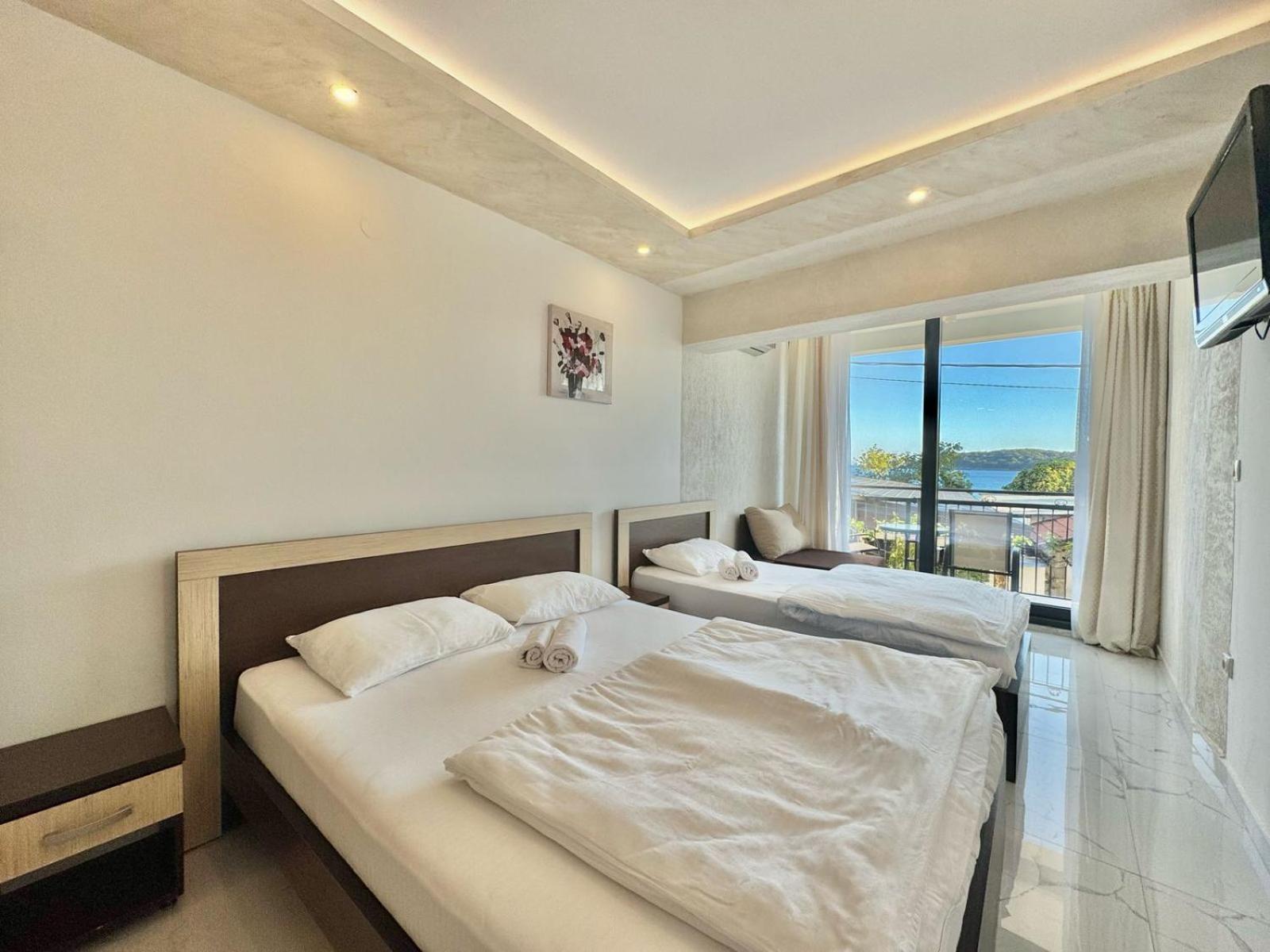 Beachfront Hotel Palma - Jaz Будва Екстериор снимка
