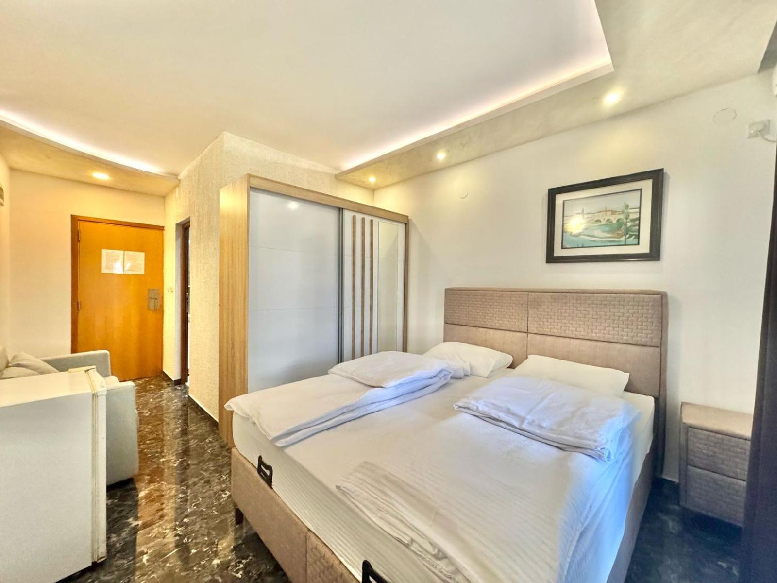 Beachfront Hotel Palma - Jaz Будва Екстериор снимка