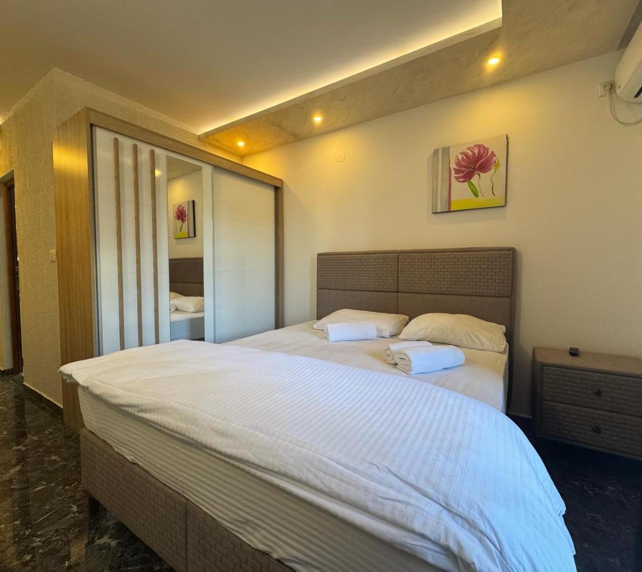 Beachfront Hotel Palma - Jaz Будва Екстериор снимка