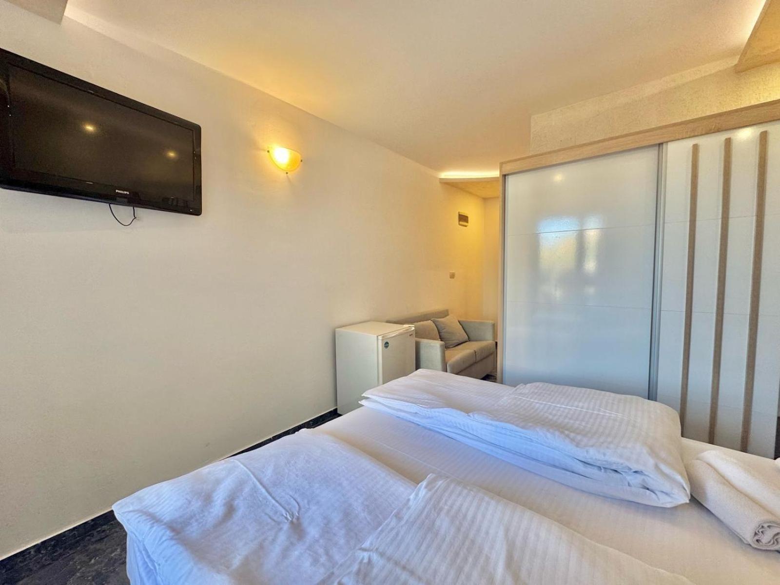 Beachfront Hotel Palma - Jaz Будва Екстериор снимка